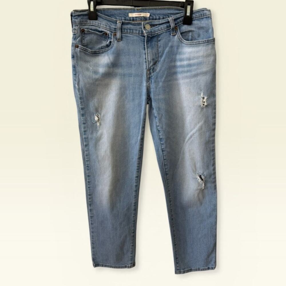 Levis Boyfriend Jeans Size 28 Distressed Light Wash Stretch Casual